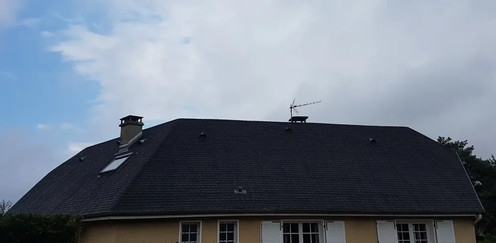 rénovation-toiture-avec-pose-de-fenetre-de-toit_avant_2webp
